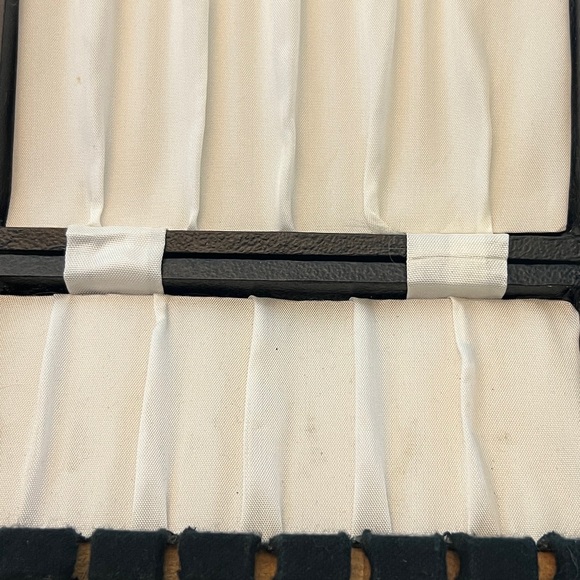 Leonard Silverplate, Sheffield England, 6 grapefruit spoons 5.25" with a case - Picture 4 of 4